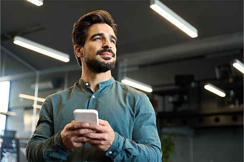 Man holding smartphone