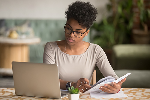 focused-young-african-american-businesswoman-student